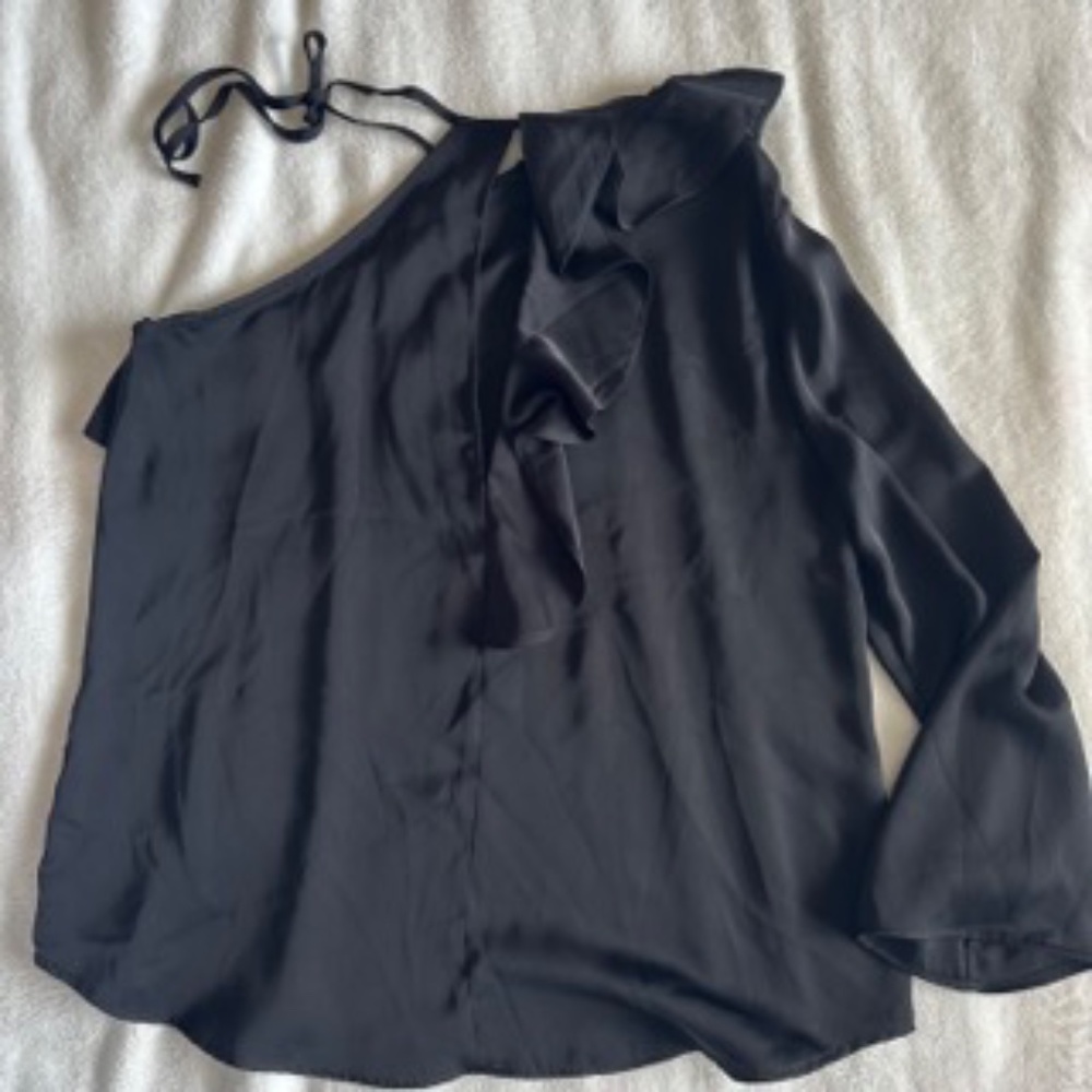 Zara Basic Asymetrical Flowy Black Blouse Cold Sh… - image 2